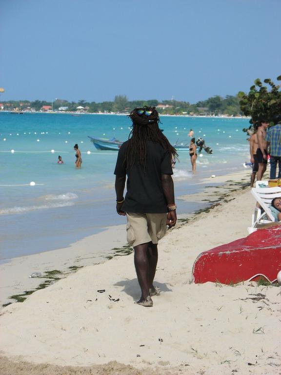 T&T - Tatty And Tony Guesthouse Negril Cameră foto